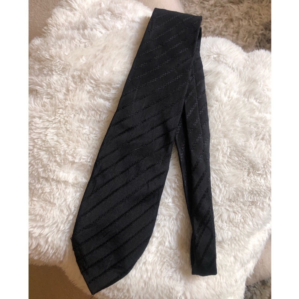 Hugo boss silk neck tie